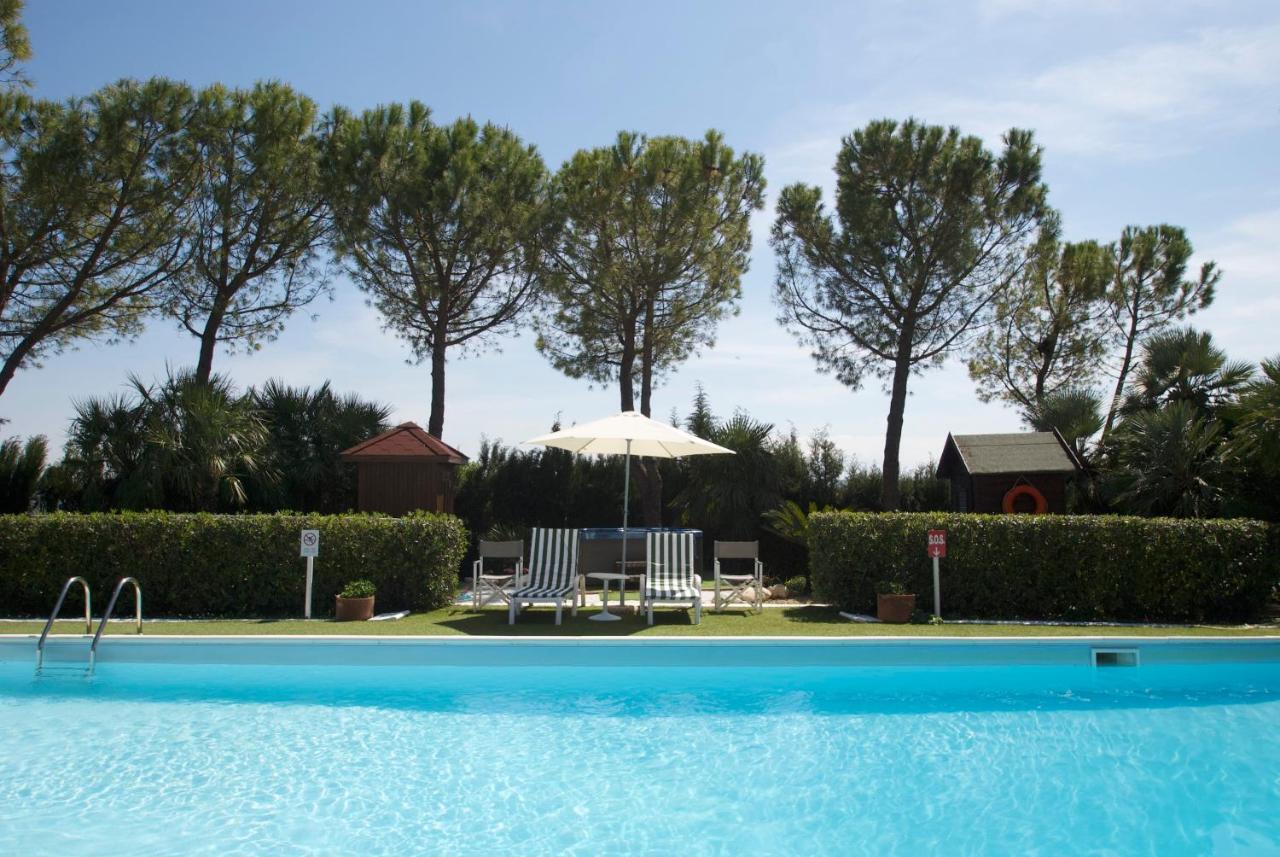 Villa Vittoria Citta Sant'Angelo Exteriör bild